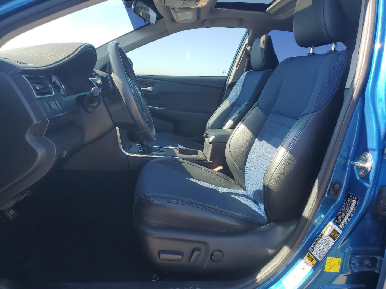 2016 TOYOTA CAMRY