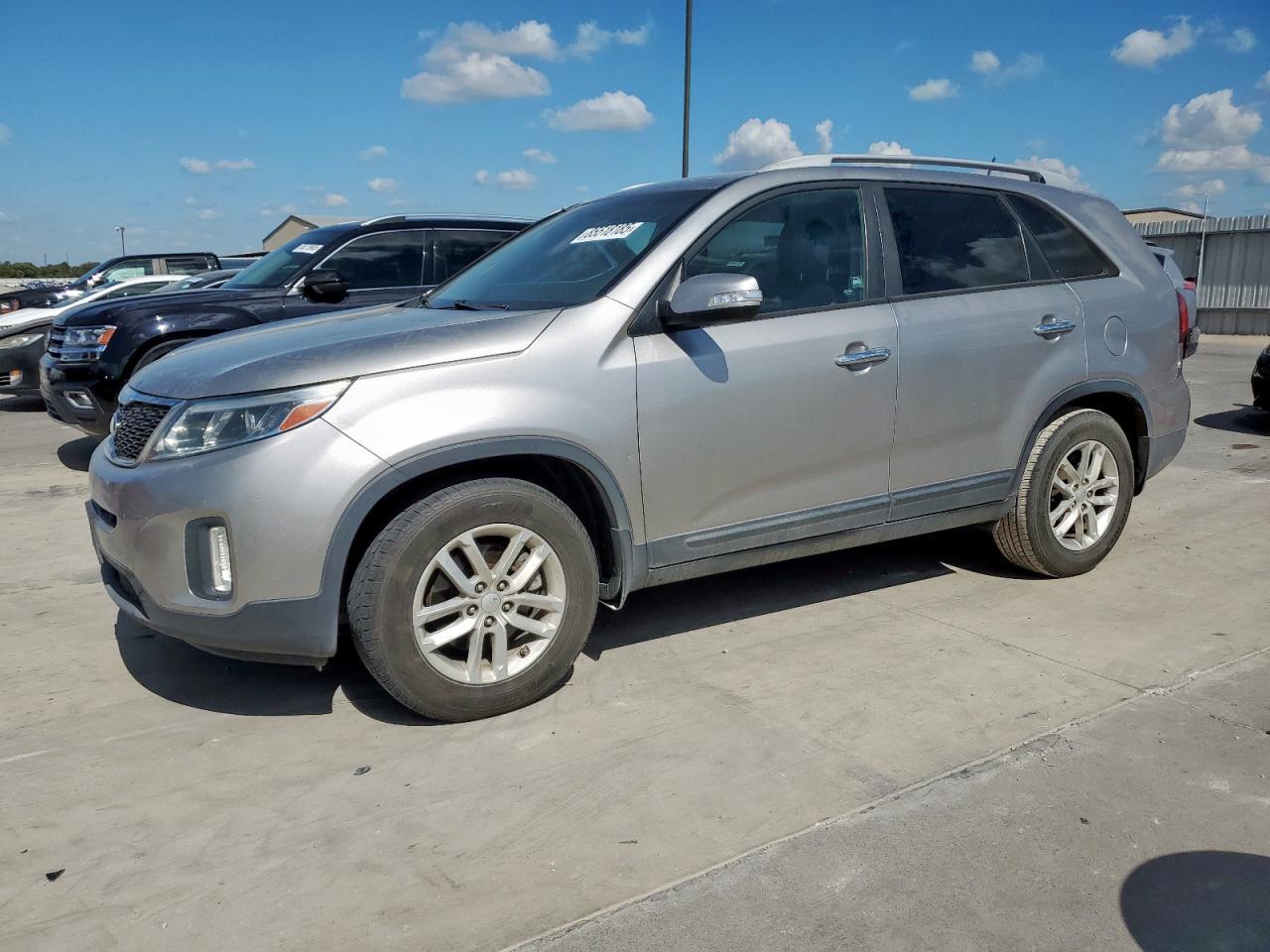 2015 KIA SORENTO