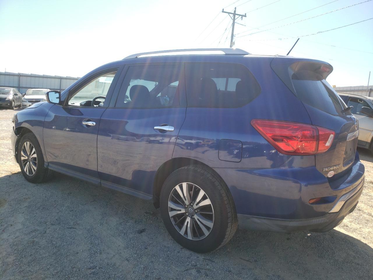 2017 NISSAN PATHFINDER