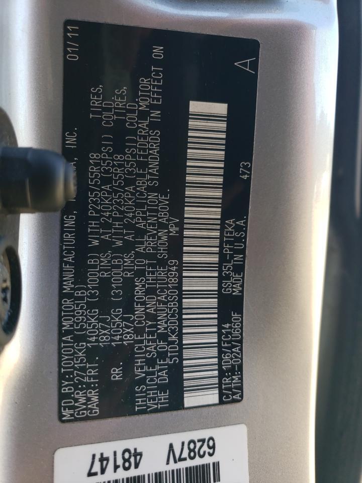 2011 TOYOTA SIENNA