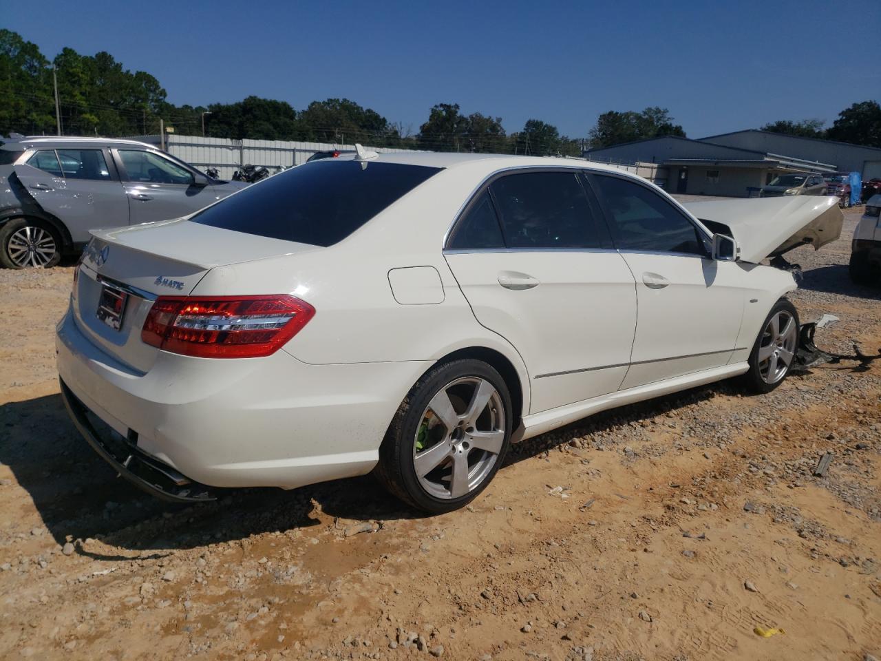 2012 MERCEDES-BENZ E-Class