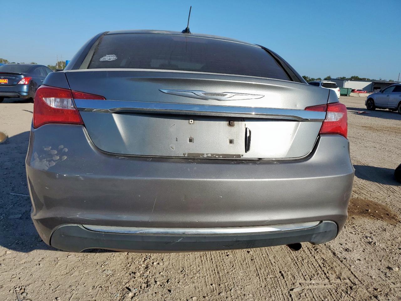 2012 CHRYSLER 200
