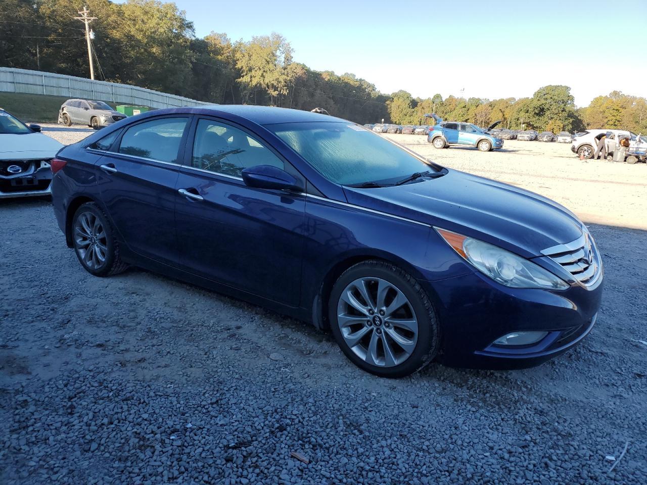 2011 HYUNDAI SONATA