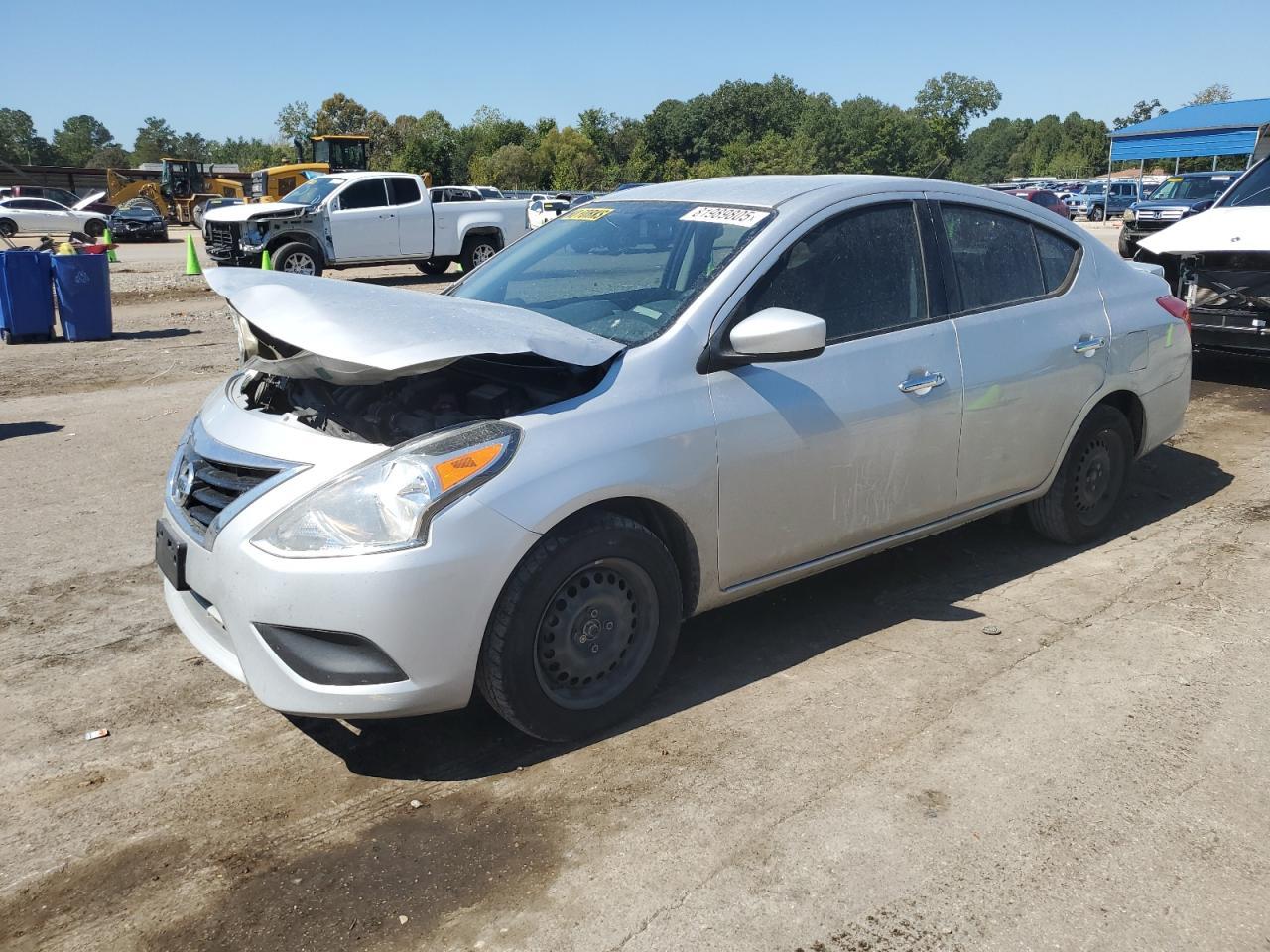 2018 NISSAN VERSA