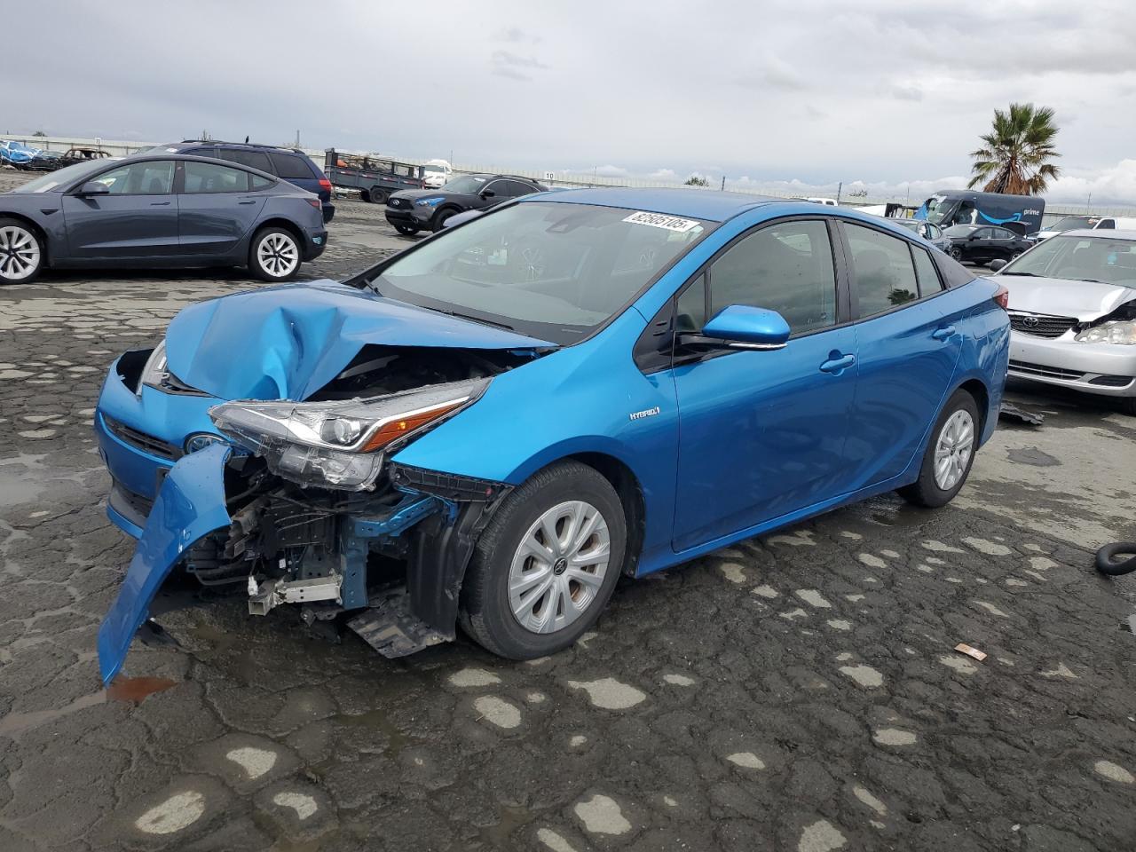 2019 TOYOTA PRIUS