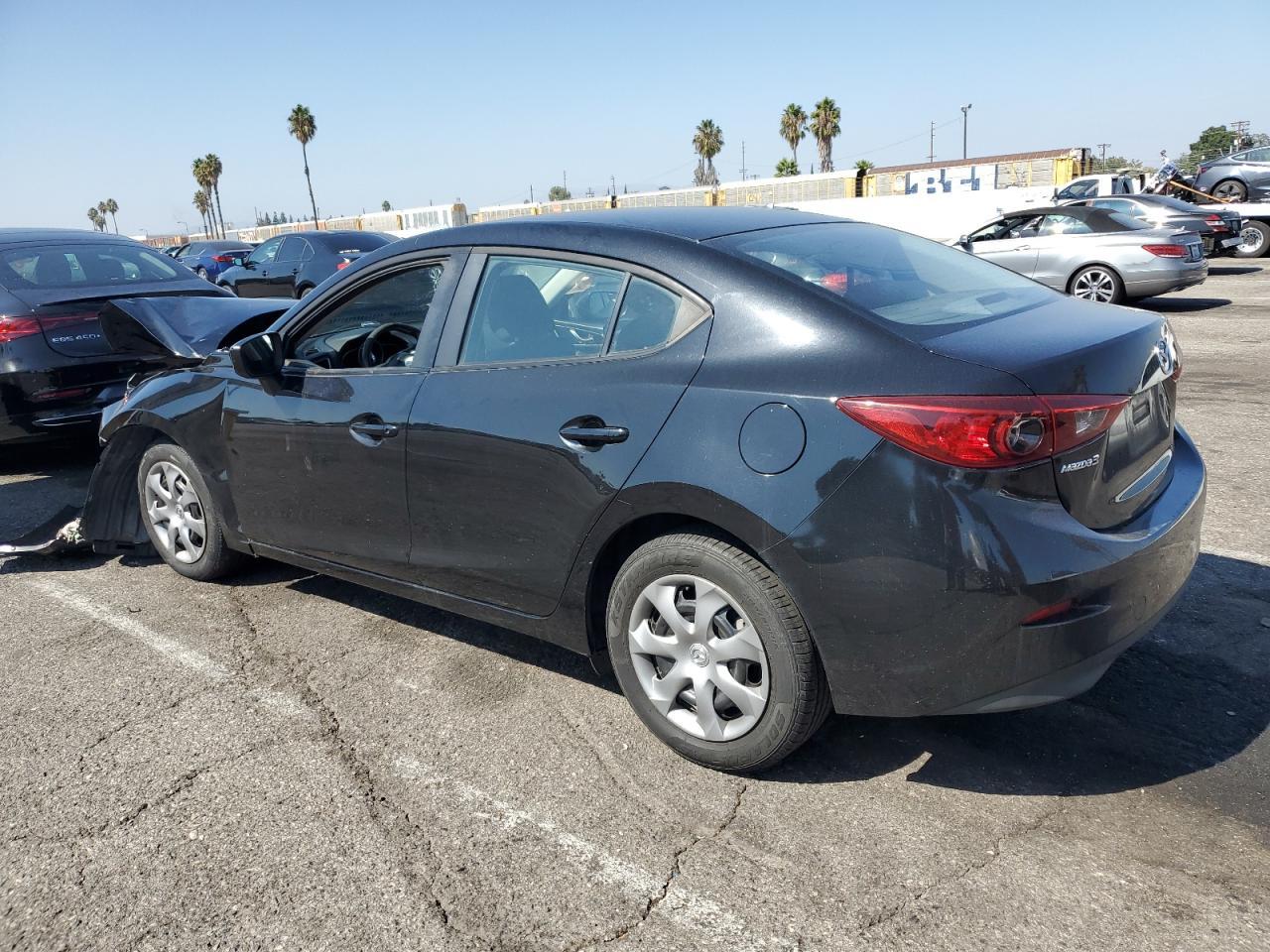 2014 MAZDA 3