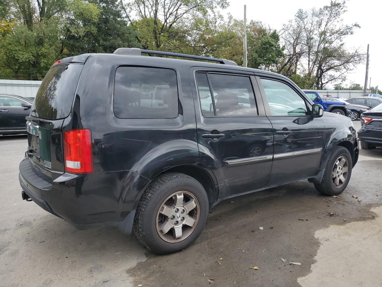 2011 HONDA PILOT