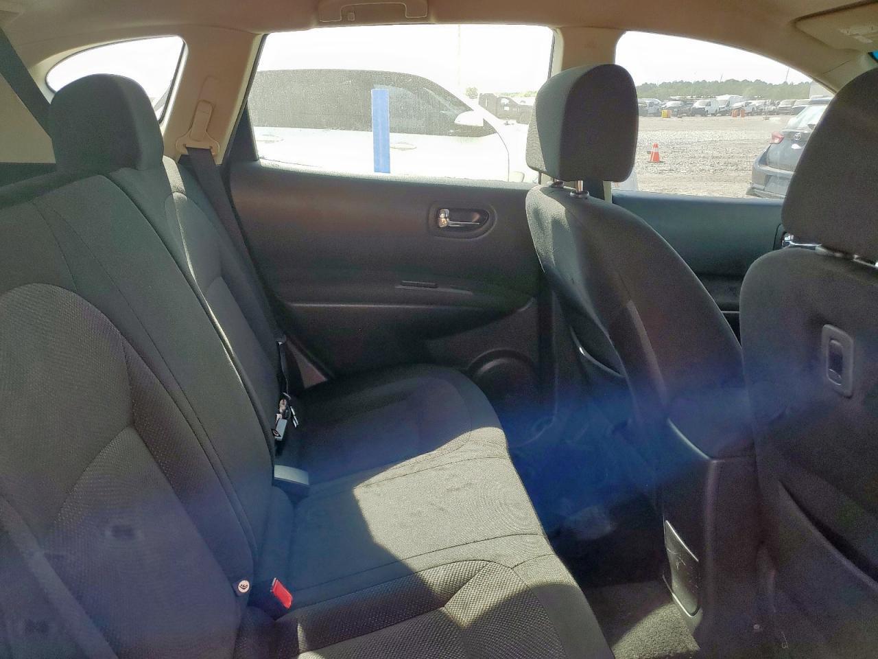 2011 NISSAN ROGUE