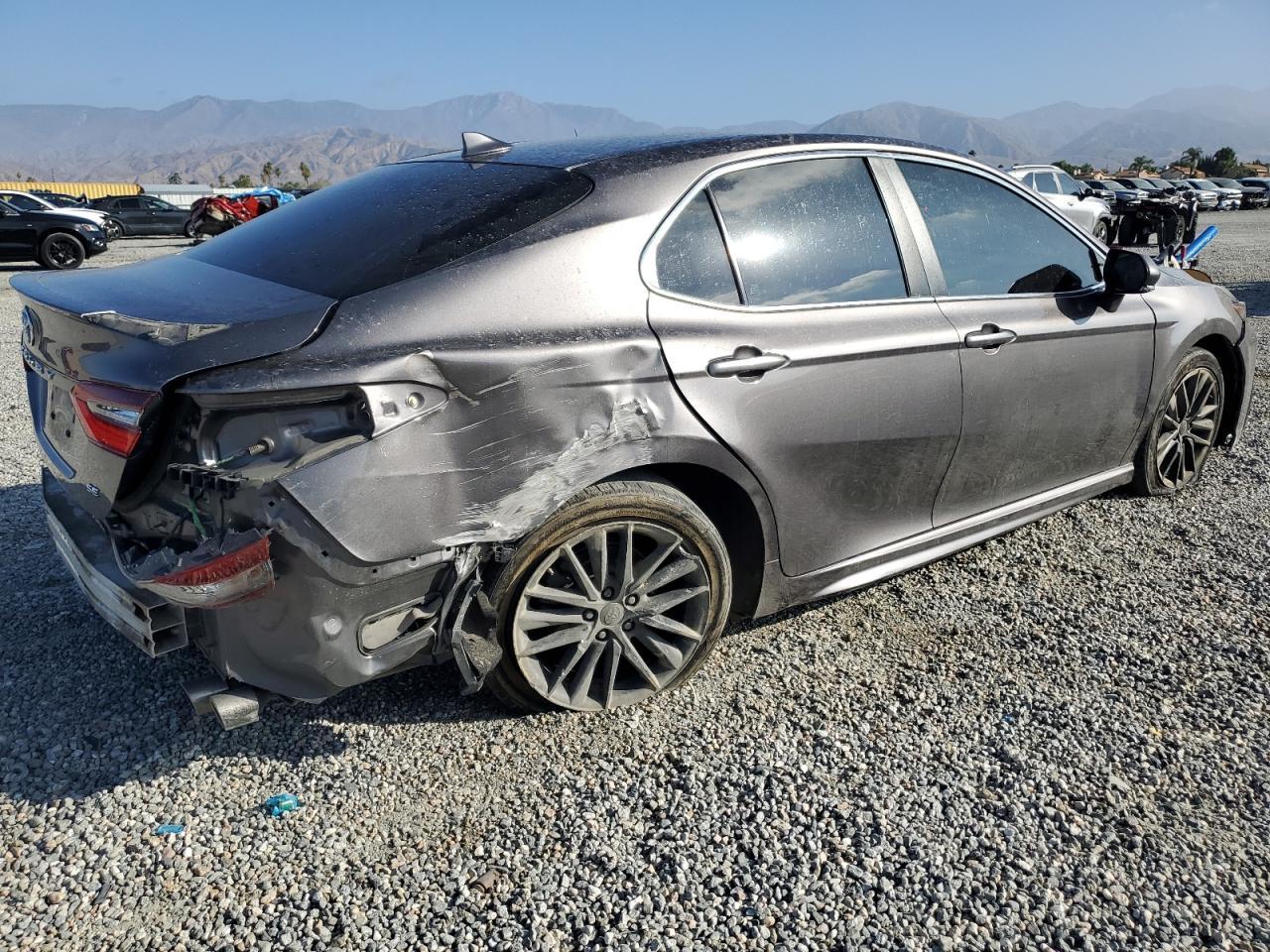 2022 TOYOTA CAMRY