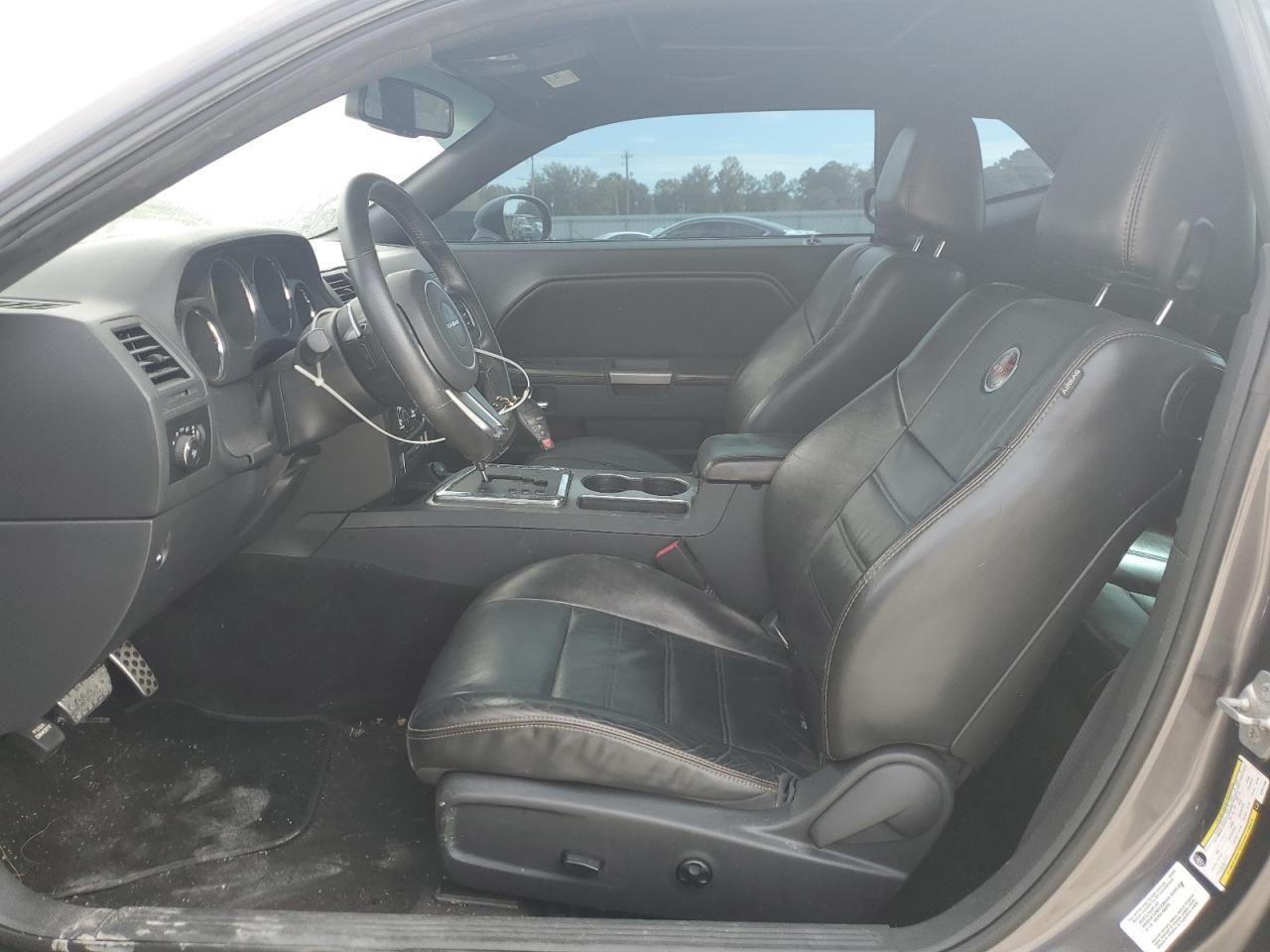 2014 DODGE Challenger