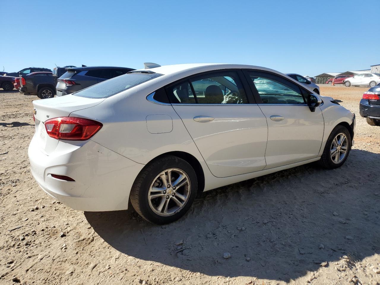 2017 CHEVROLET CRUZE