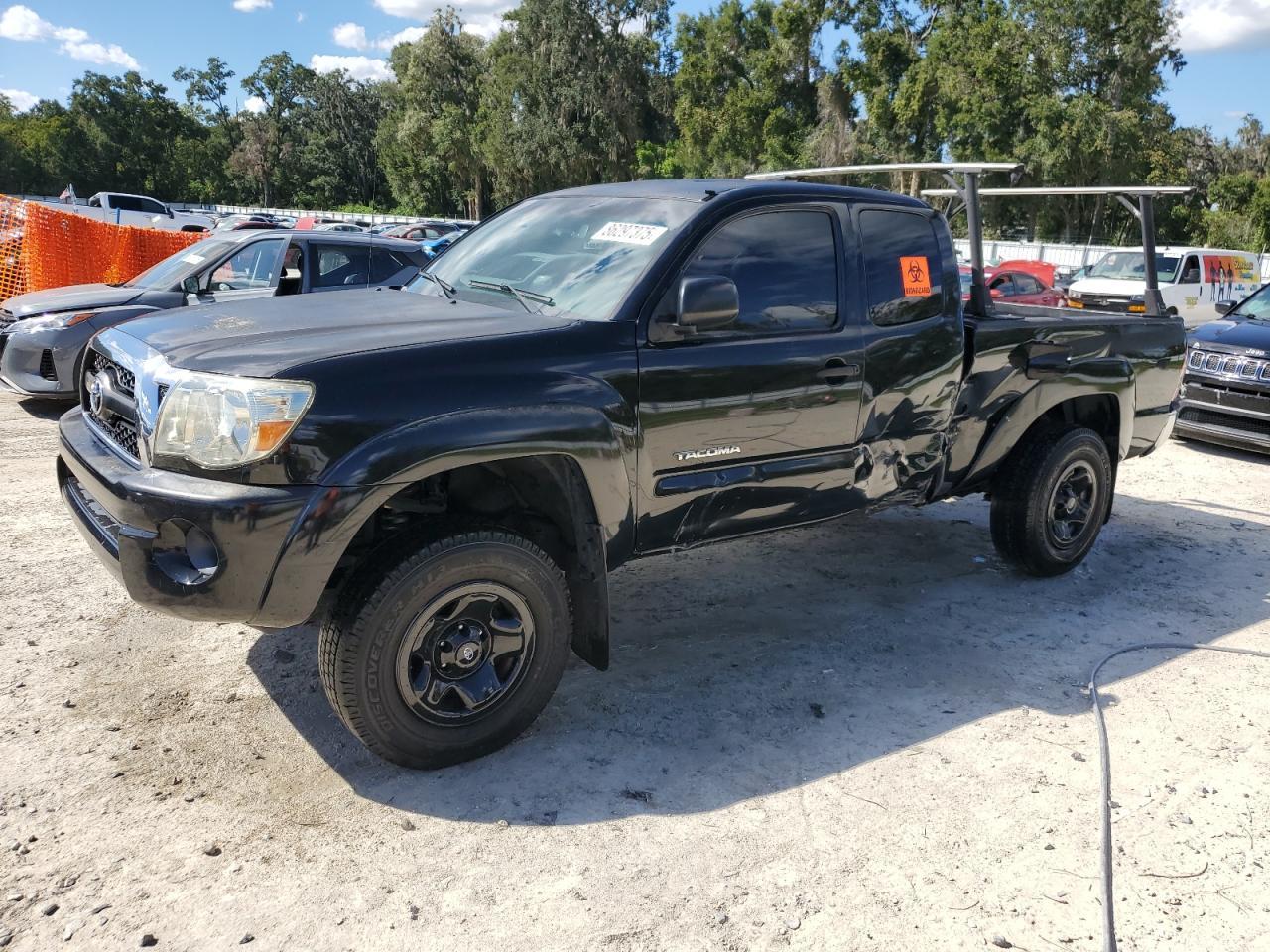 2011 TOYOTA TACOMA