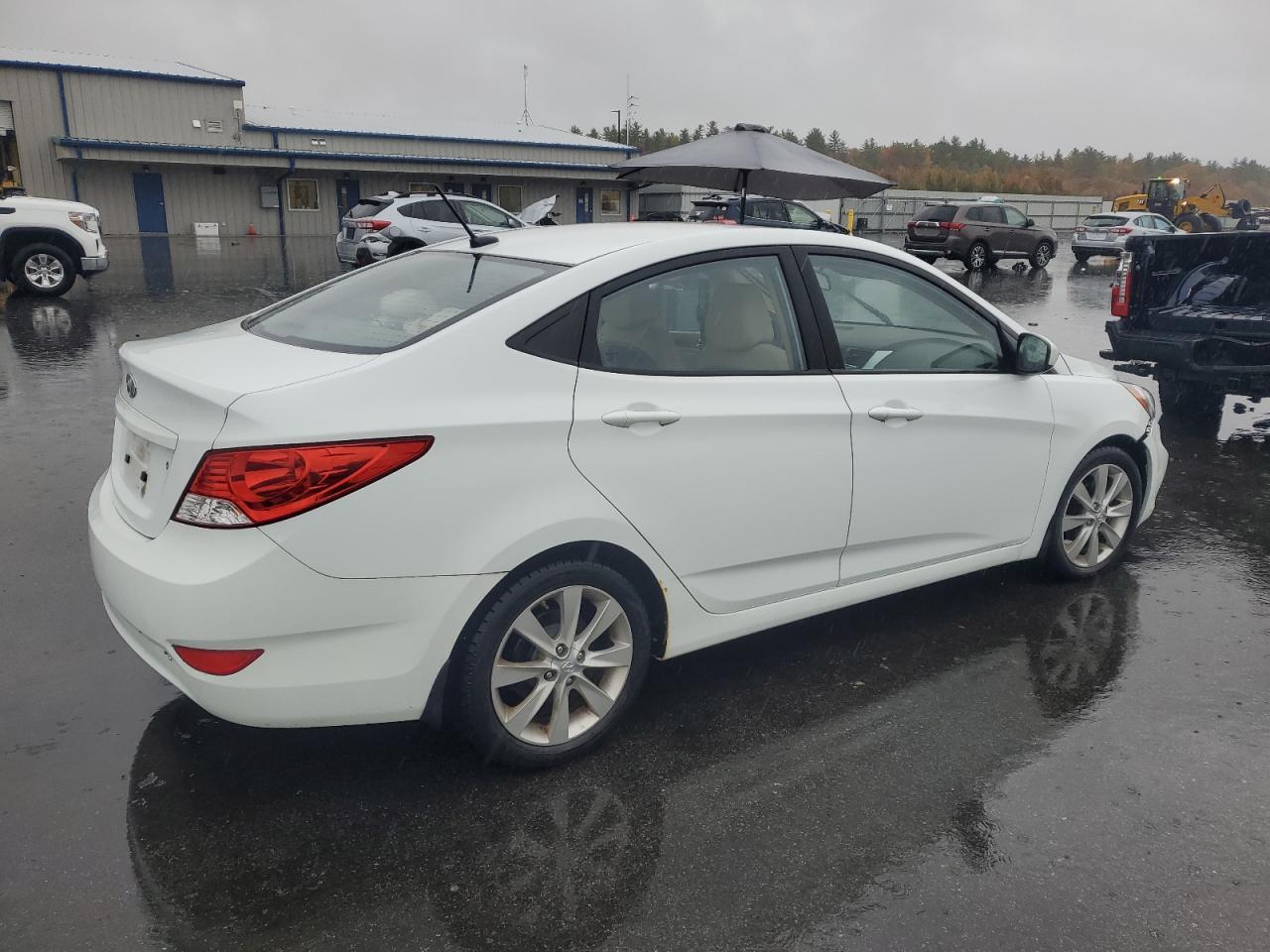 2013 HYUNDAI ACCENT