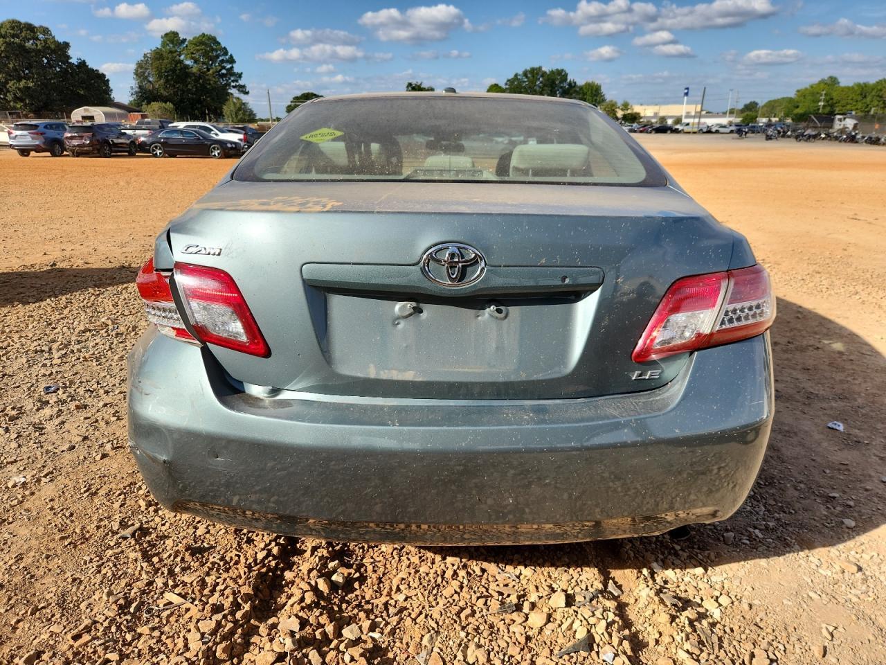 2010 TOYOTA CAMRY