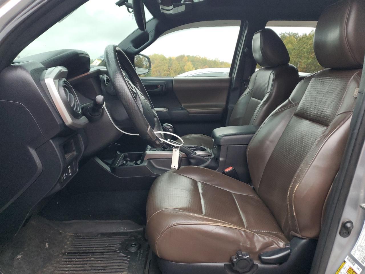 2016 TOYOTA TACOMA