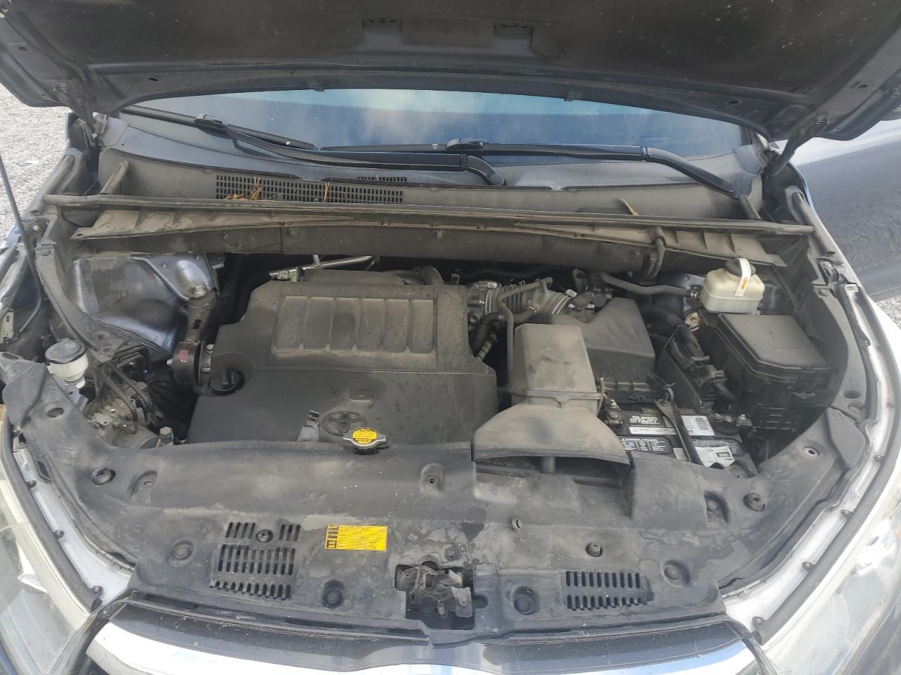 2015 TOYOTA HIGHLANDER