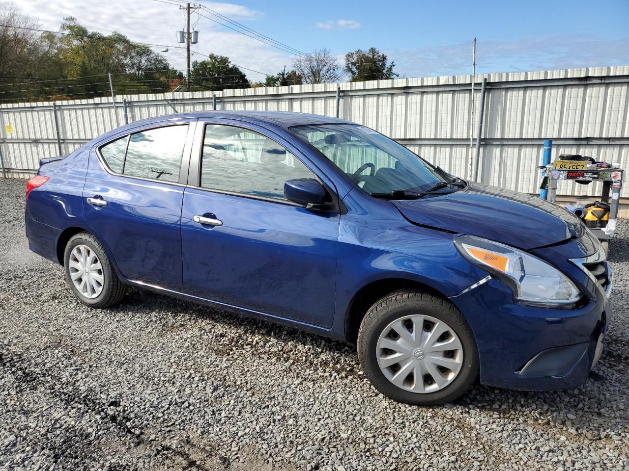 2019 NISSAN VERSA