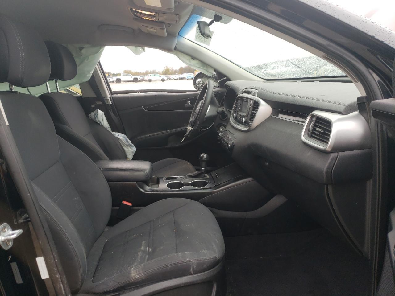 2017 KIA SORENTO