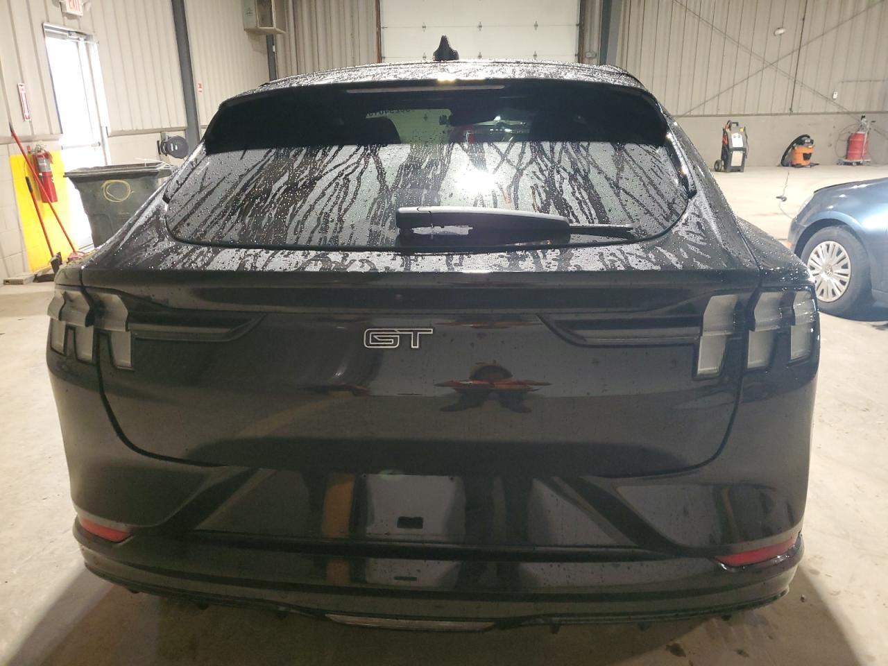 2021 FORD Mustang Mach-E