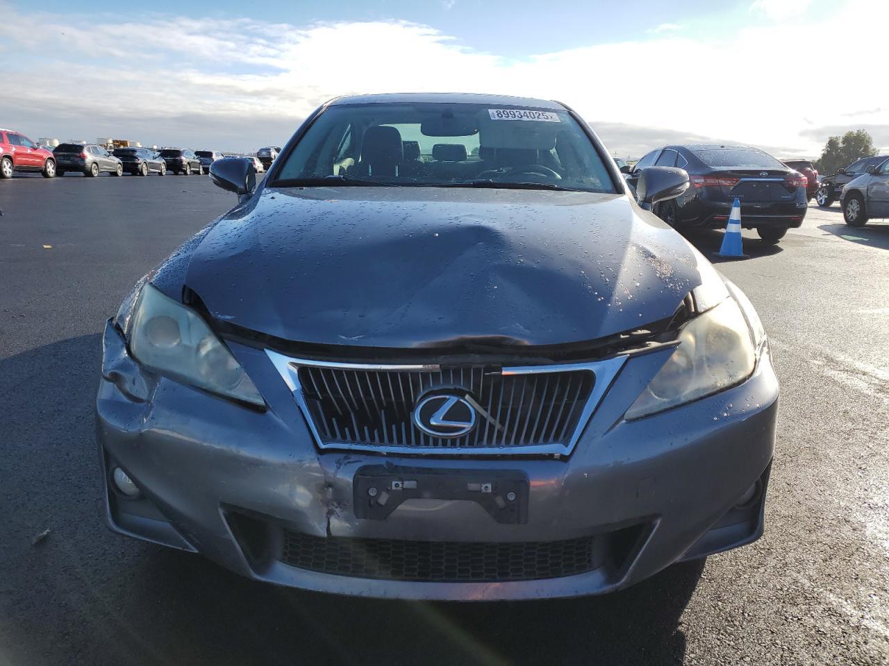2013 LEXUS IS 250