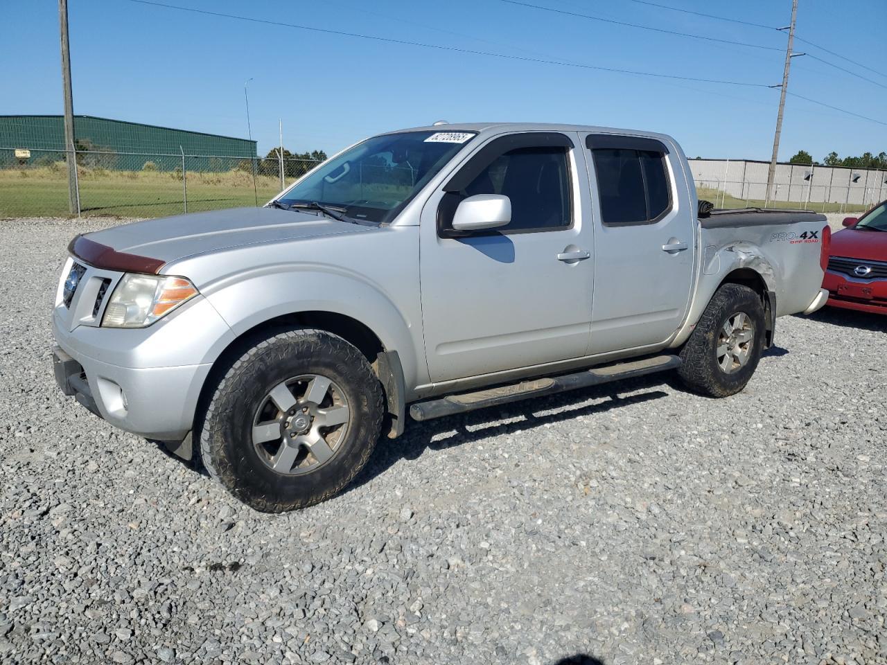 2012 NISSAN Frontier