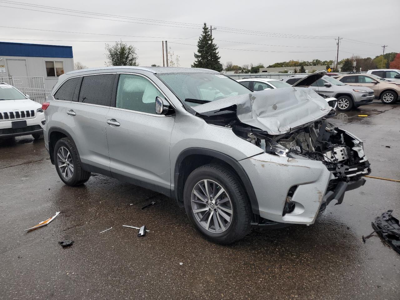 2019 TOYOTA HIGHLANDER