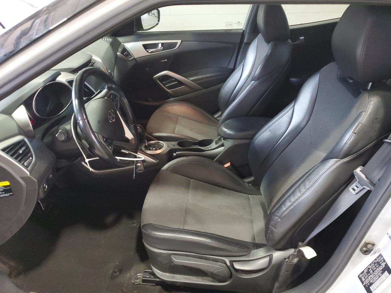 2016 HYUNDAI VELOSTER