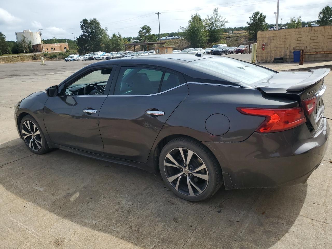 2016 NISSAN Maxima