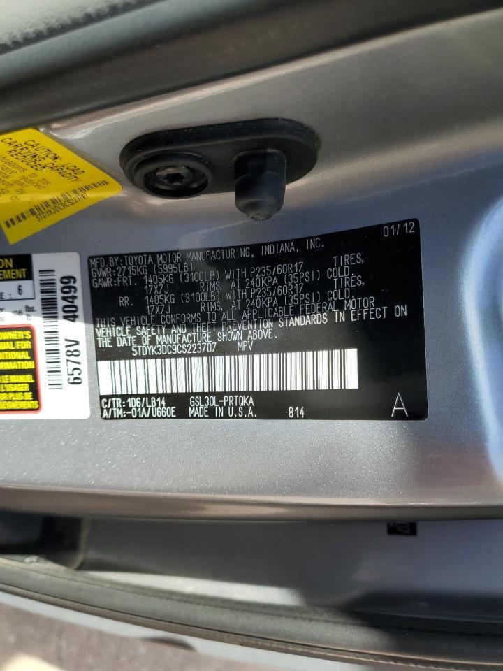 2012 TOYOTA SIENNA