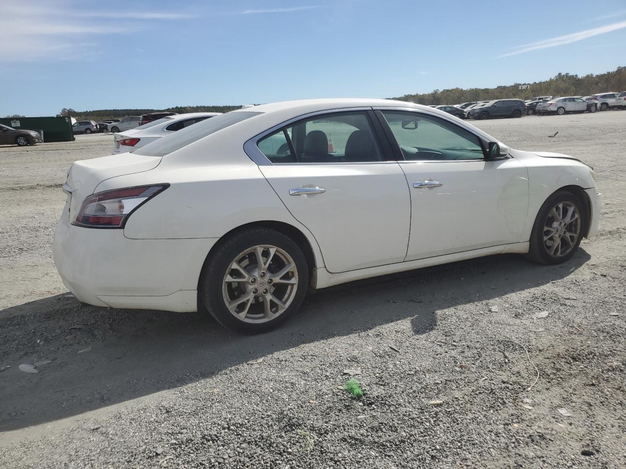 2012 NISSAN Maxima