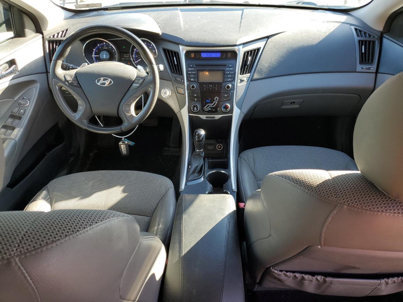 2013 HYUNDAI SONATA
