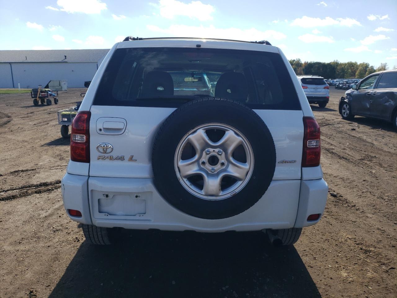 2004 TOYOTA RAV4