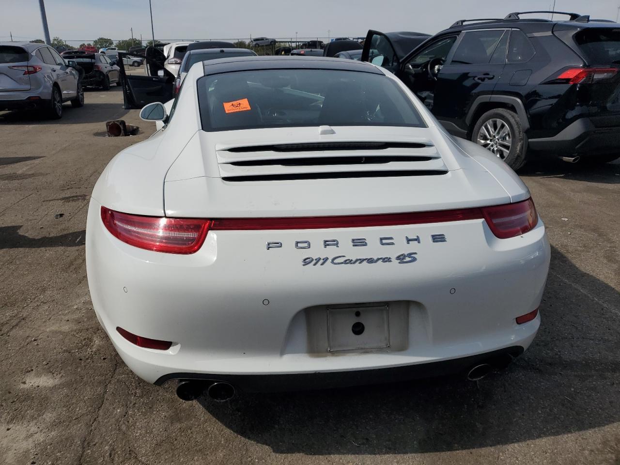 2015 PORSCHE 911