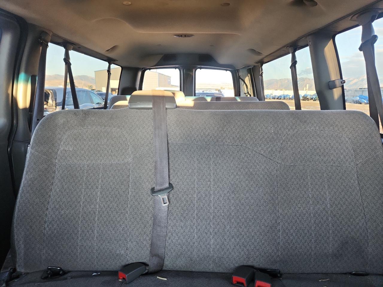 2013 CHEVROLET Express 3500