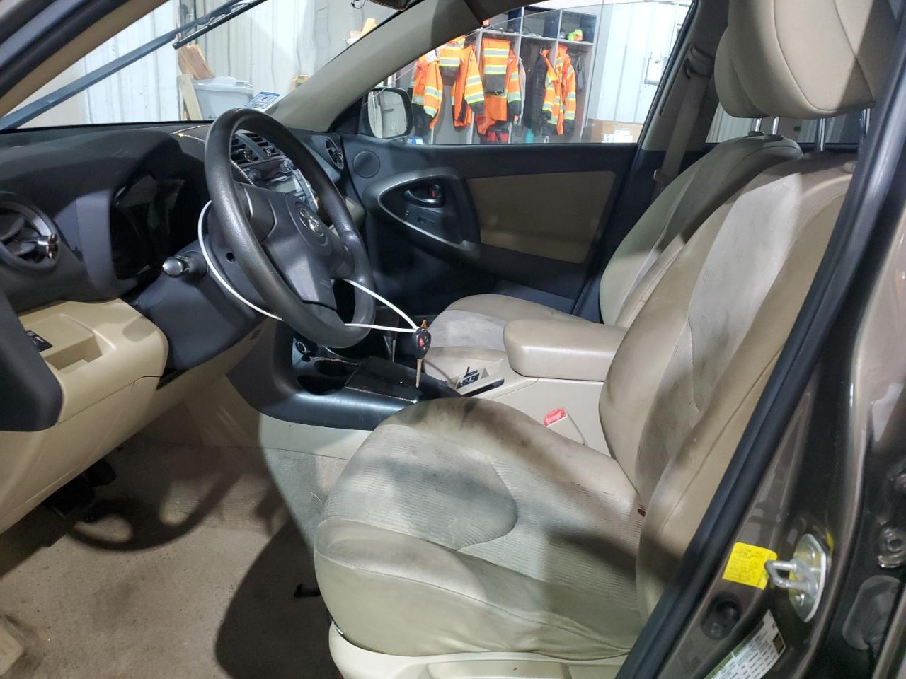 2011 TOYOTA RAV4
