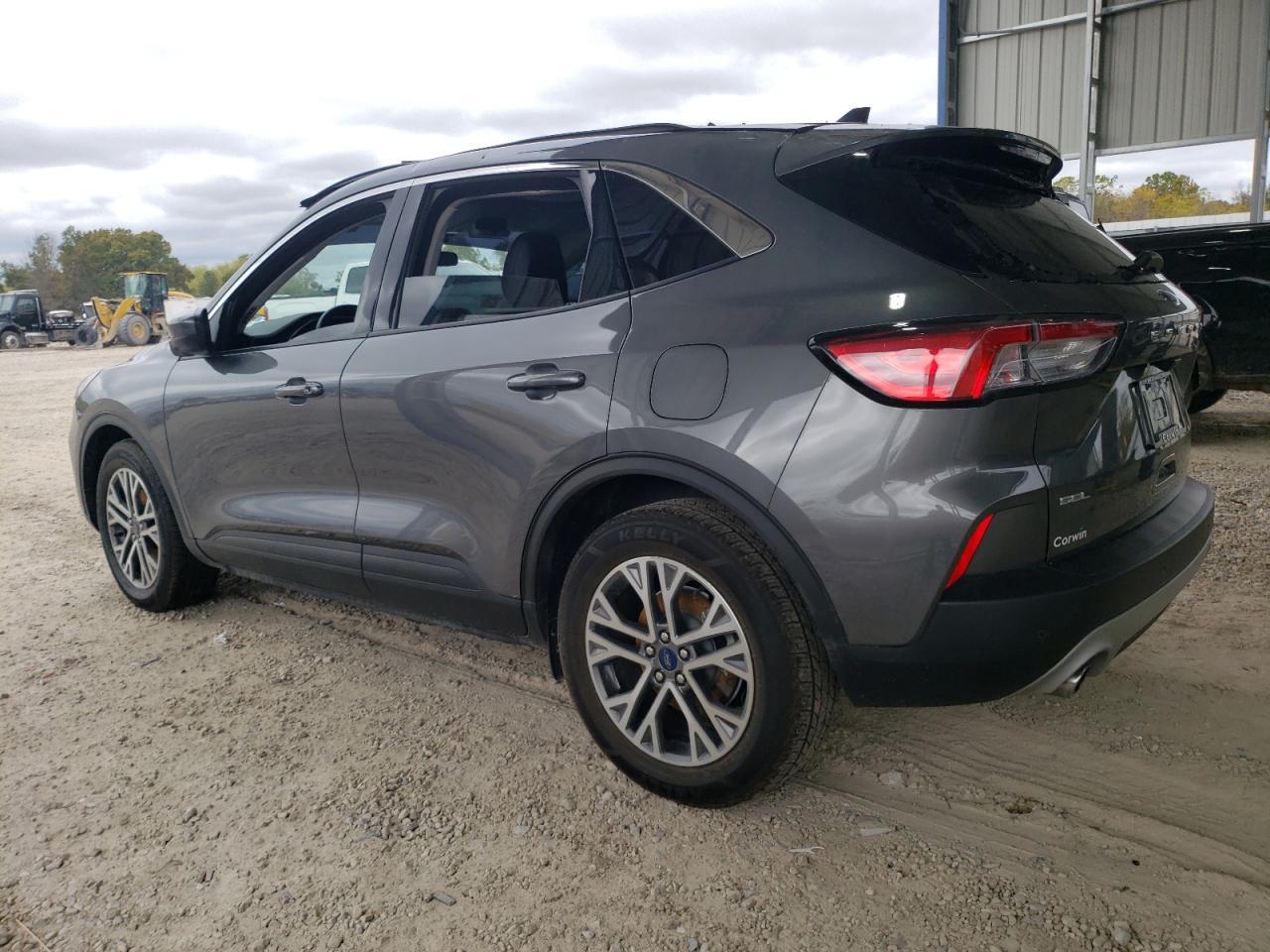 2021 FORD ESCAPE