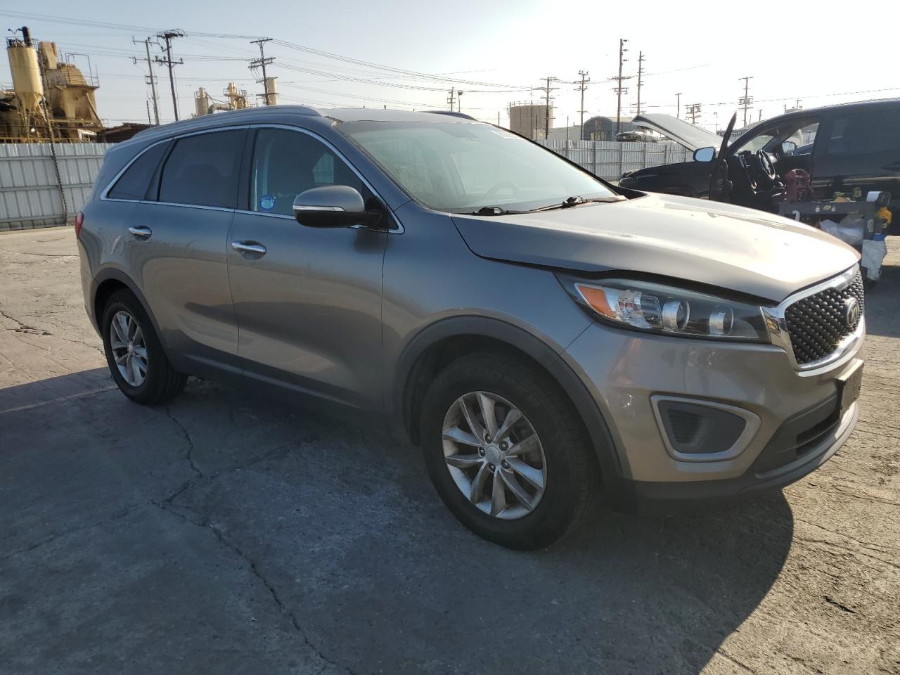 2017 KIA SORENTO