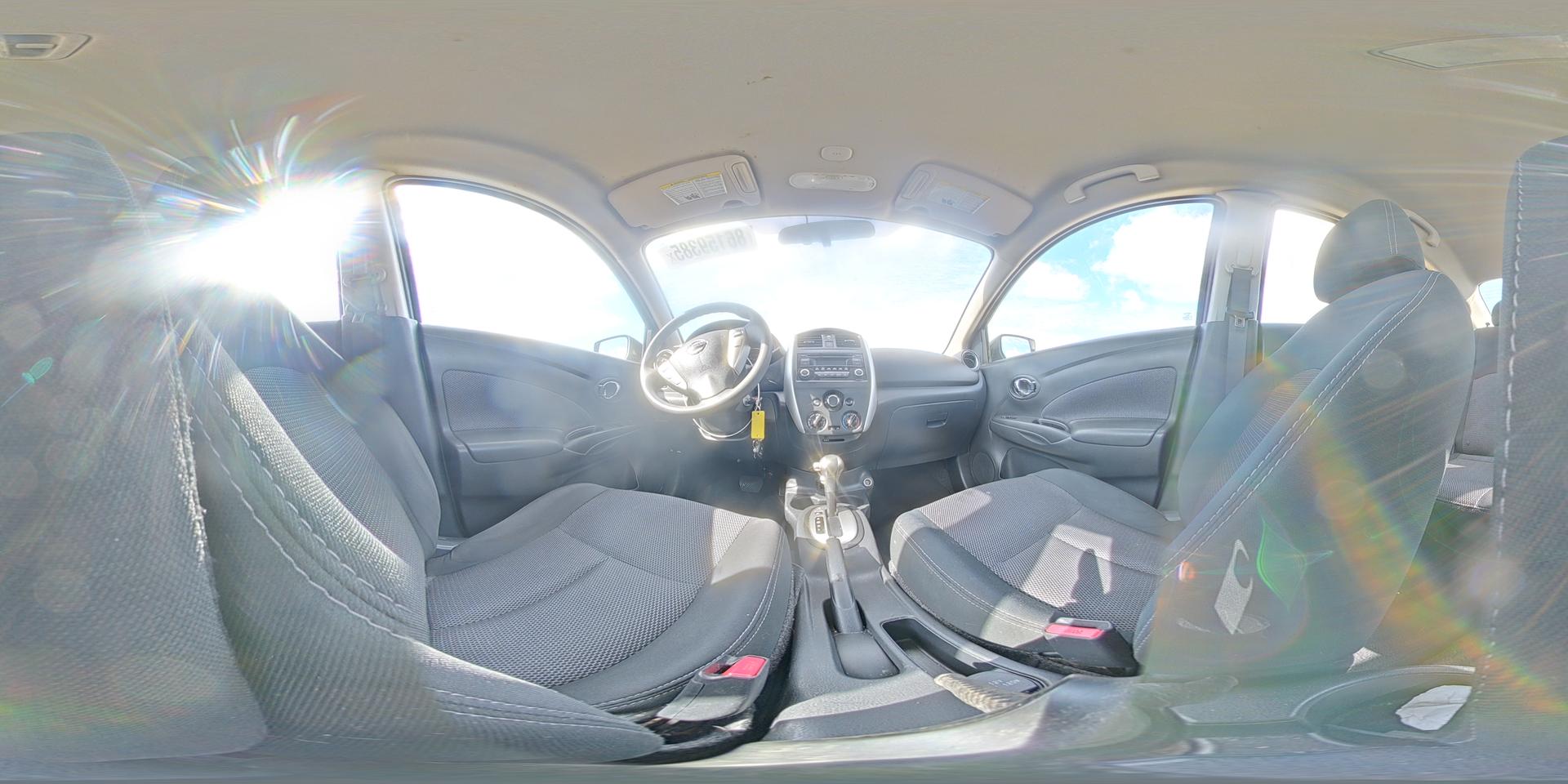2017 NISSAN VERSA