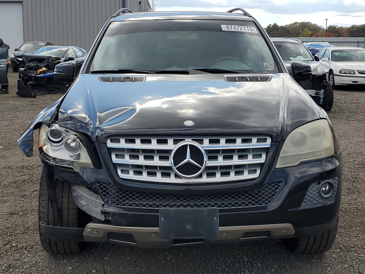 2011 MERCEDES-BENZ ML-Class