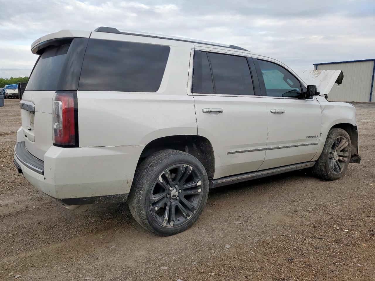 2017 GMC Yukon