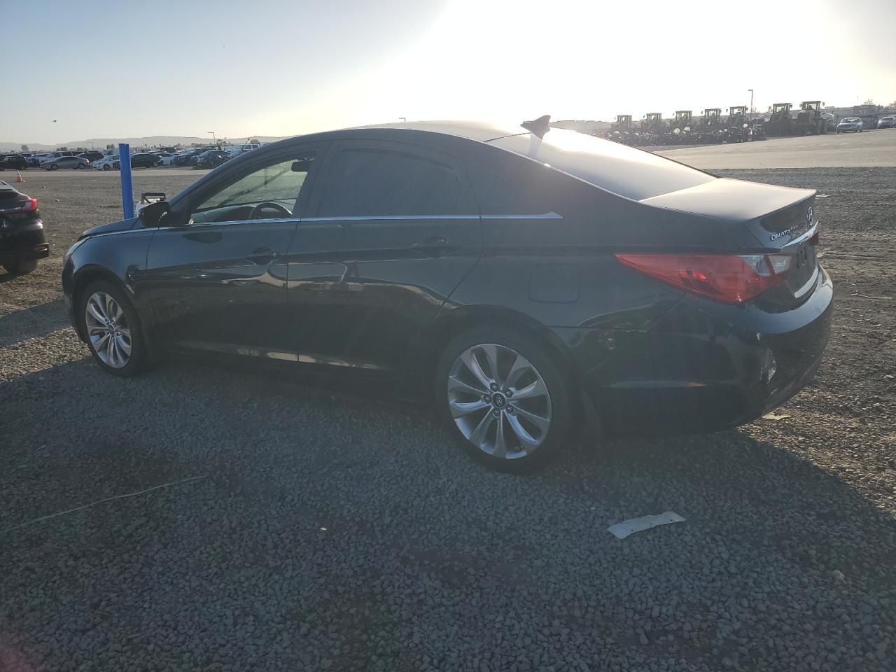 2011 HYUNDAI SONATA