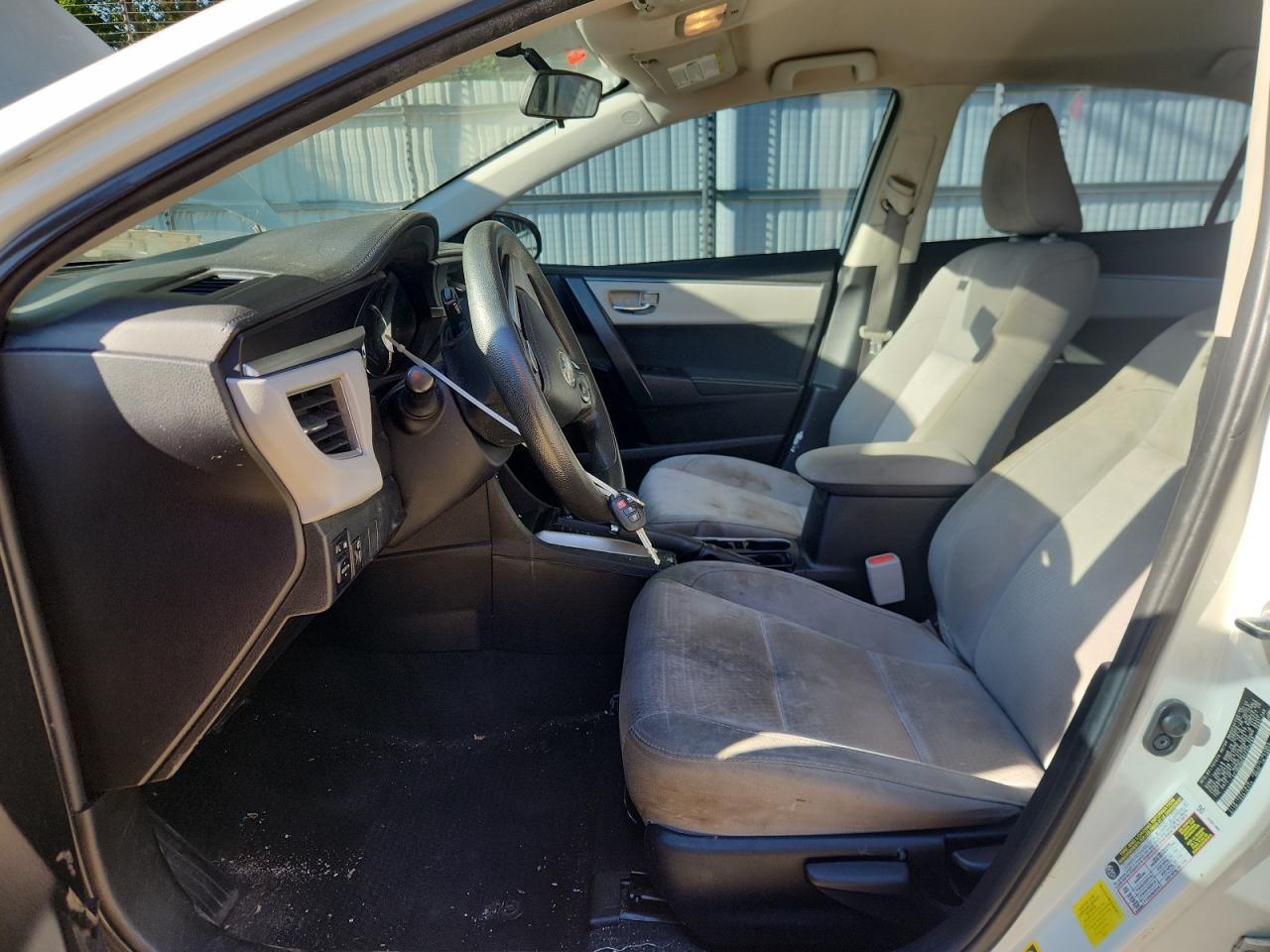 2015 TOYOTA COROLLA
