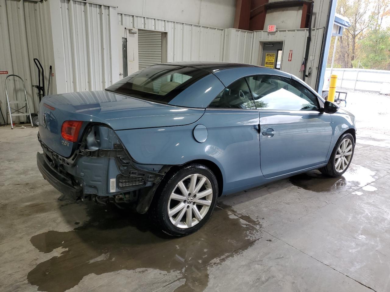 2010 VOLKSWAGEN EOS
