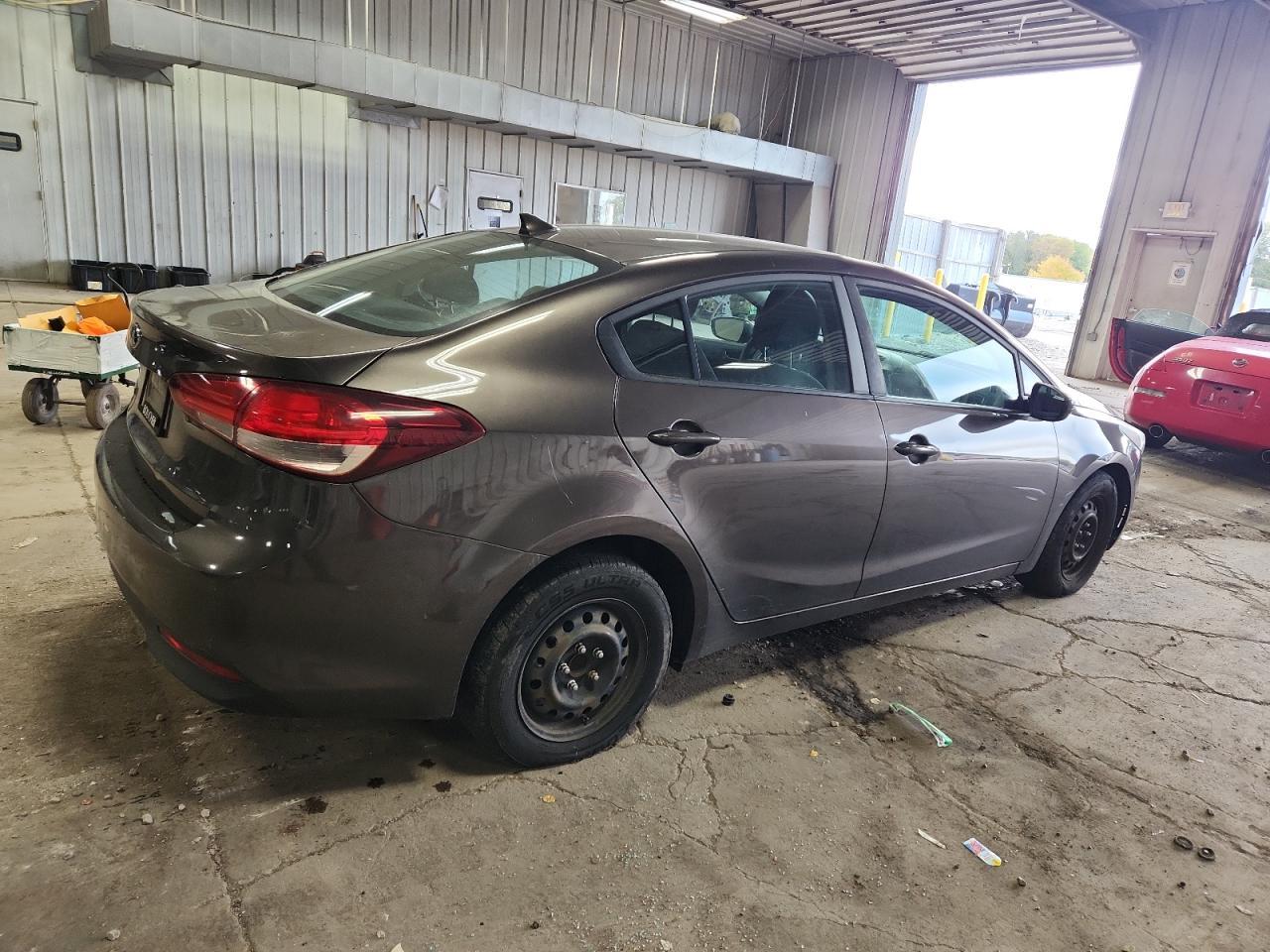 2017 KIA FORTE