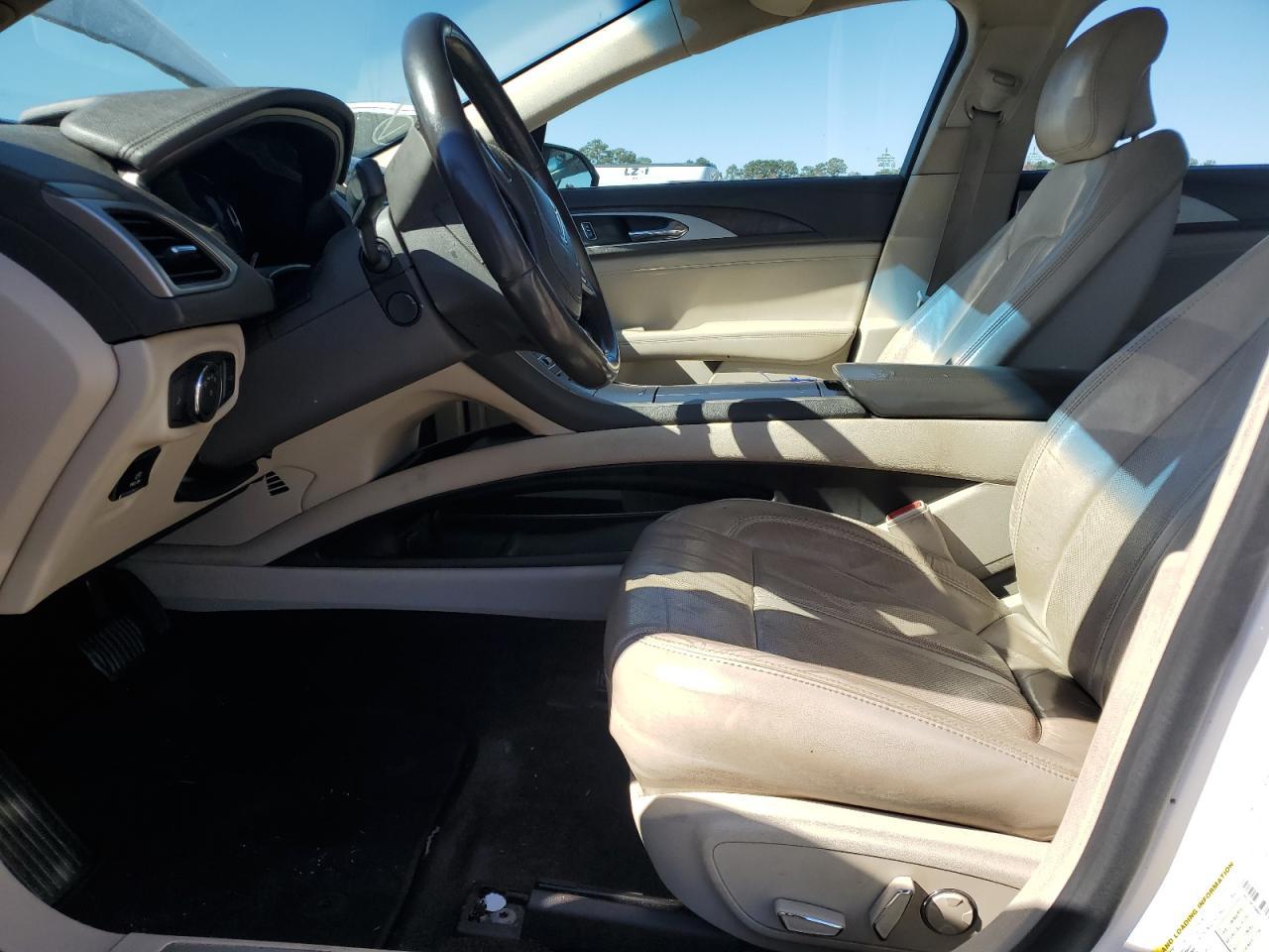 2017 LINCOLN MKZ