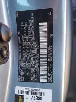 2005 TOYOTA SIENNA