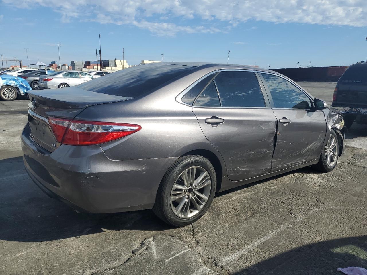2015 TOYOTA CAMRY