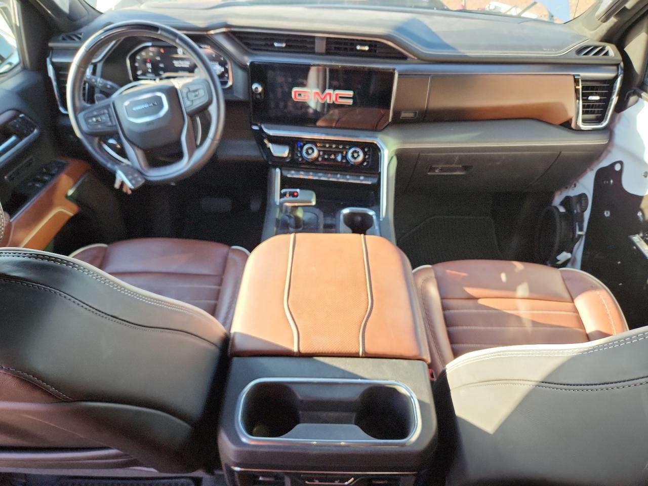 2024 GMC Sierra