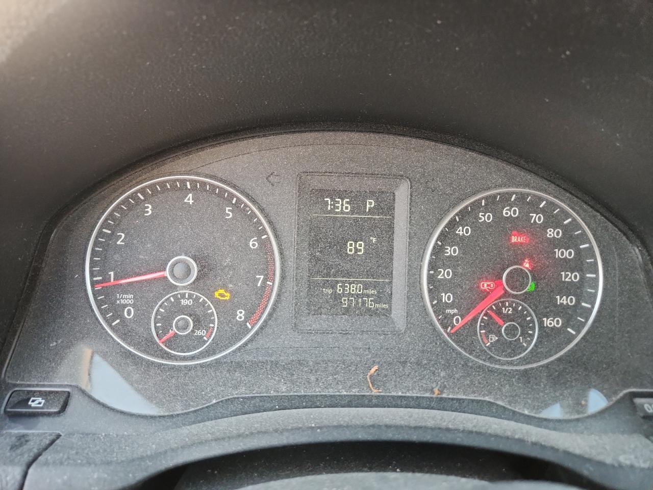 2010 VOLKSWAGEN JETTA