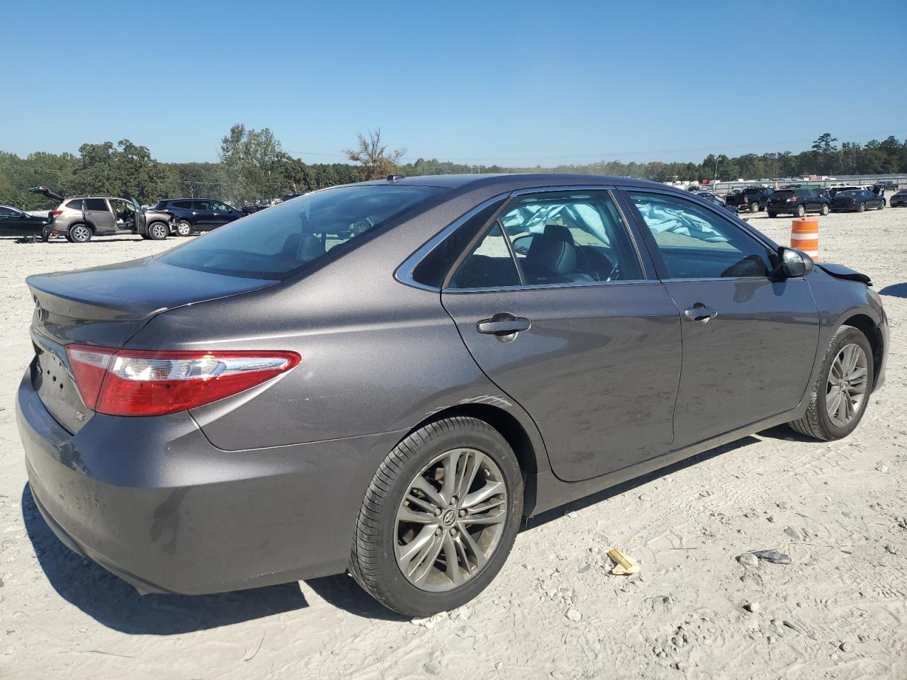 2015 TOYOTA CAMRY